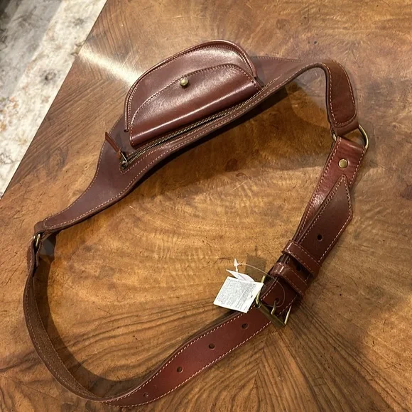 Banana Republic Brown Leather Crossbody Belt Bag - Picture 3 of 5